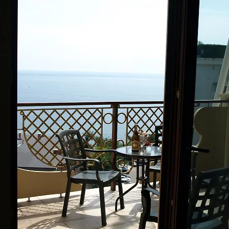 Arcadia Palace Apartments With Sea View Odesa Exterior photo