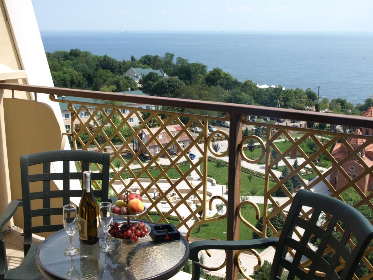 Apartment Arcadia Palace With Sea View