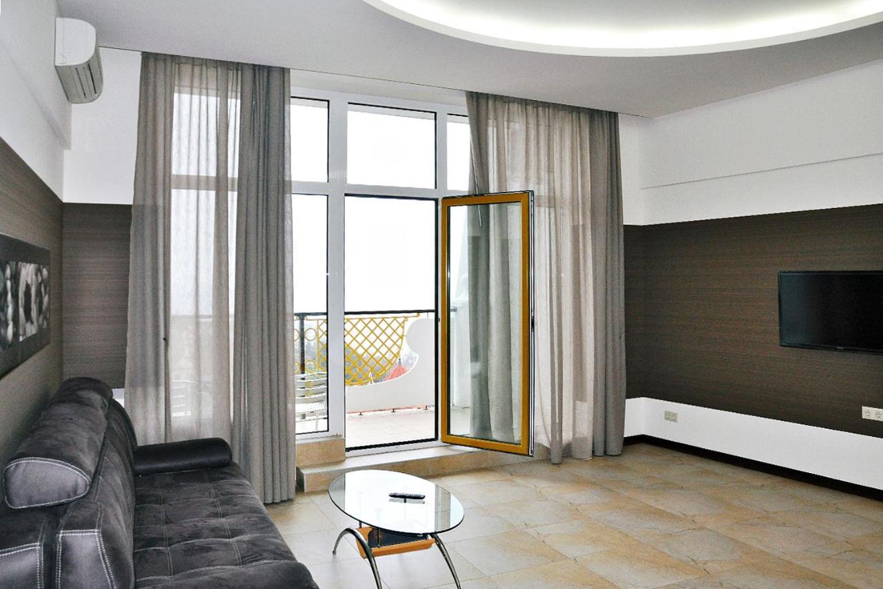 Apartment Arcadia Palace With Sea View Odesa